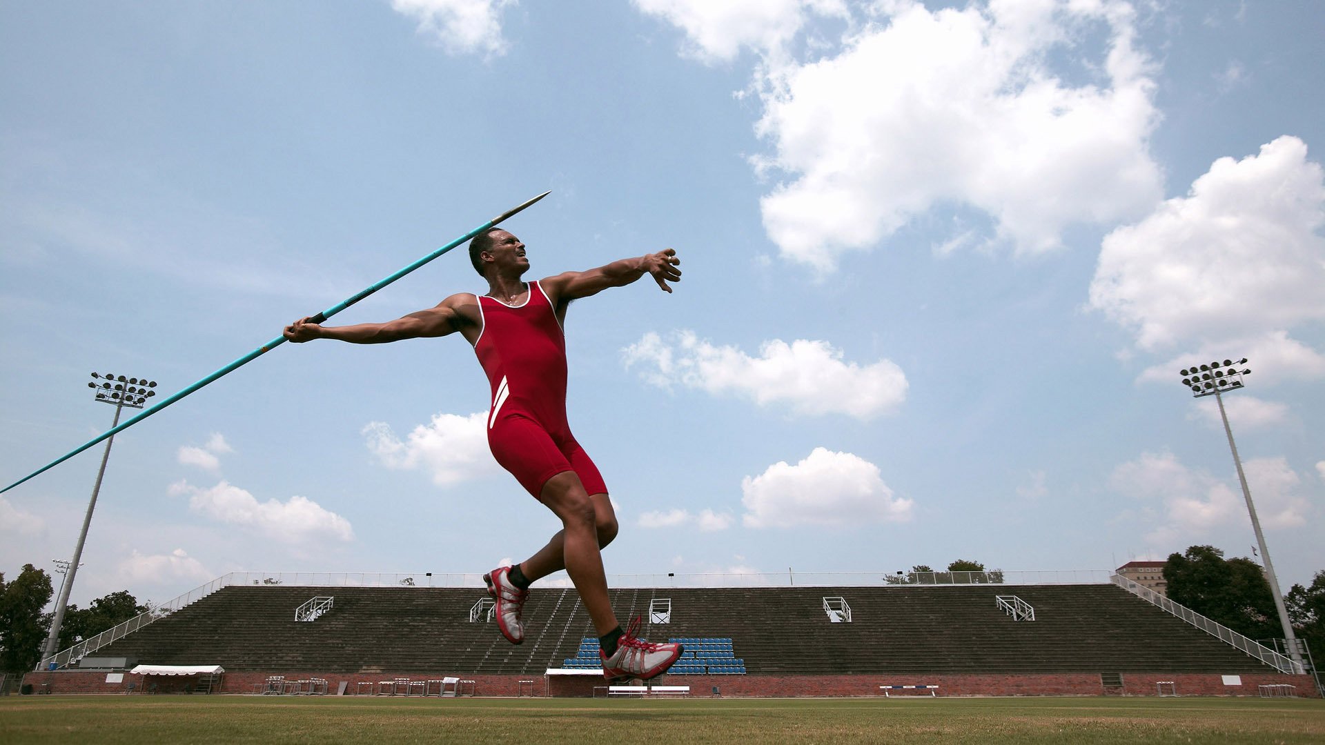 LEYU SPORTS中国官方网站-足球文化衍生短剧上线播出引发讨论，足球文化的定义