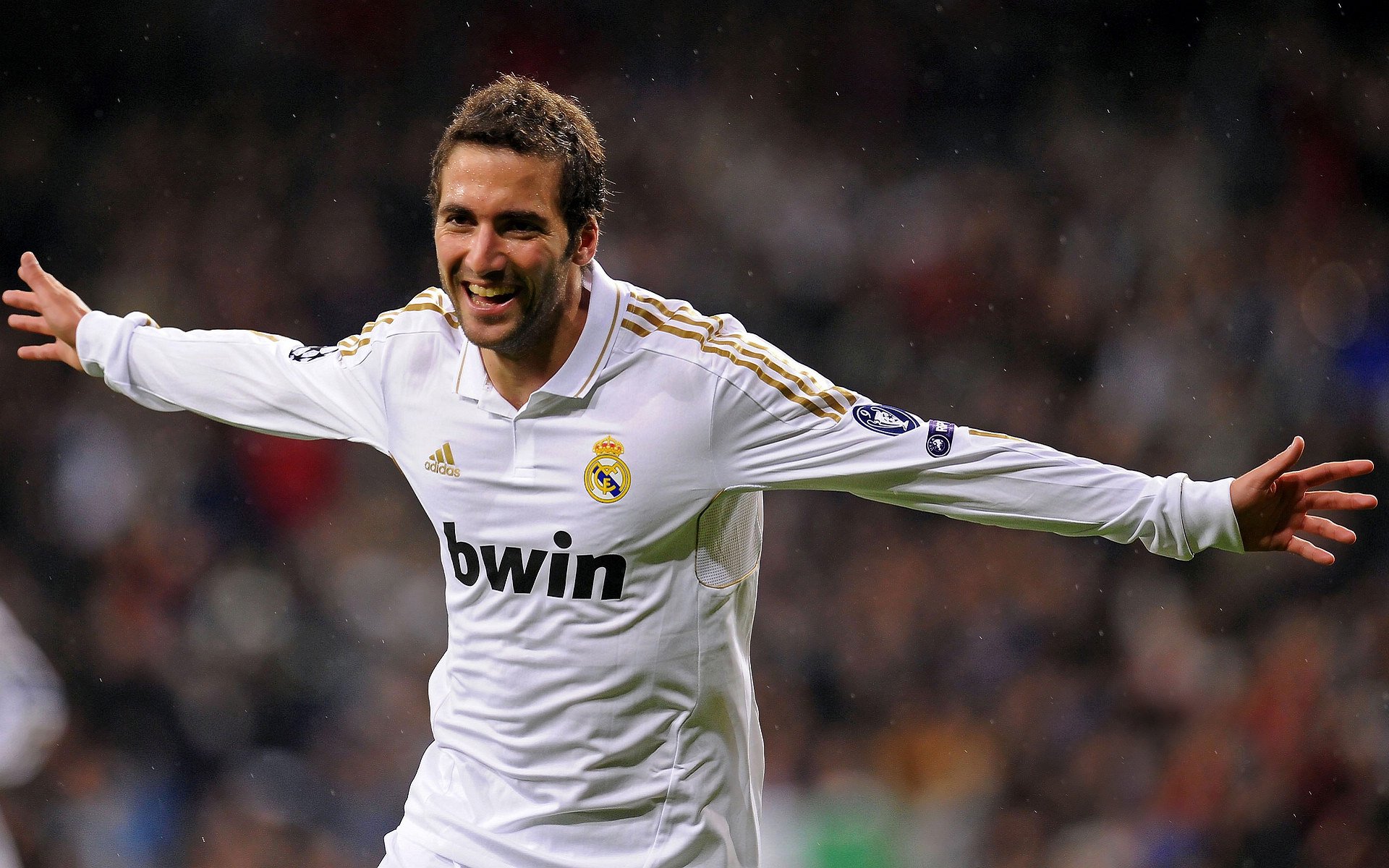 拜仁慕尼黑再展必胜，夺冠前景待定神秘迎临，拜仁慕尼黑全胜夺冠